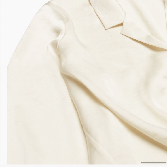 Aritzia Tie-Front Silk Blouse - Birch, XS - Picture 5 of 7